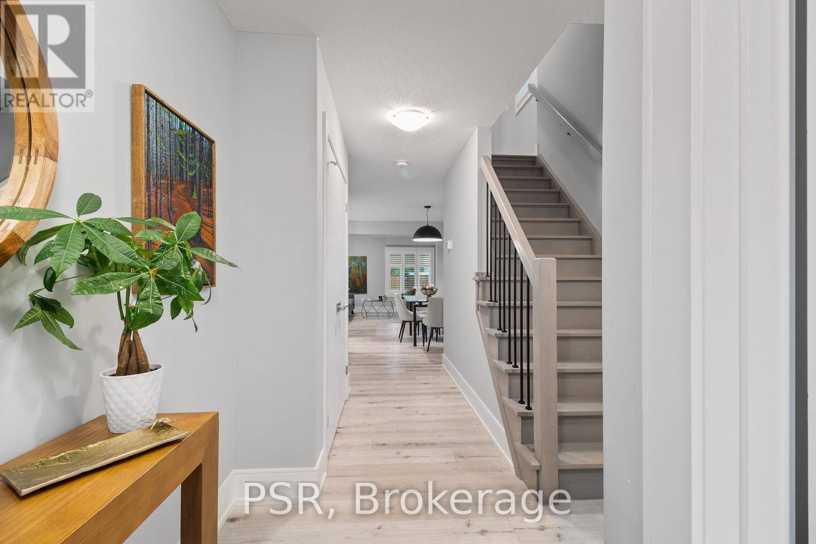 Collingwood, ON L9Y1M5,48 GEORGE ZUBEK DRIVE