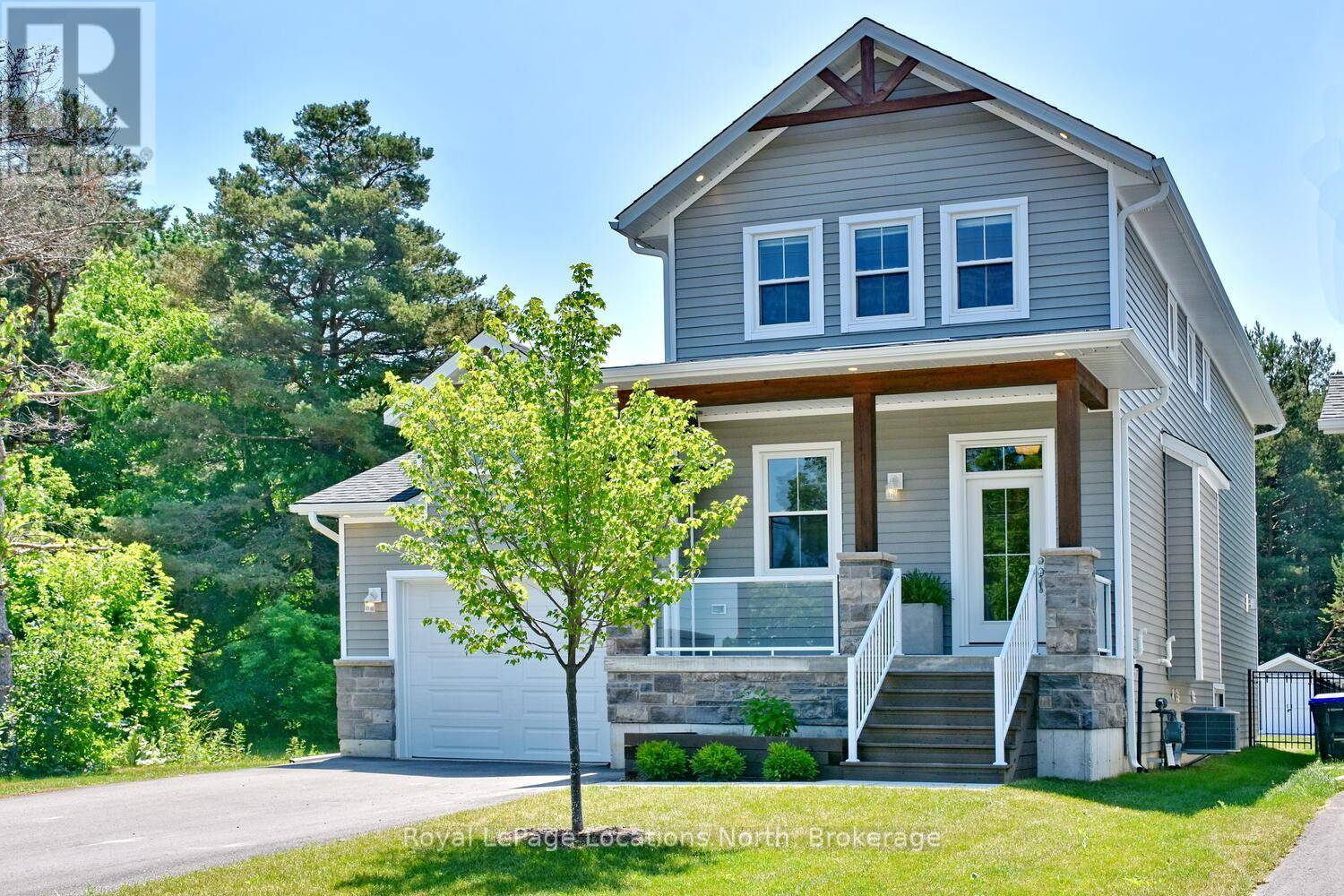 Clearview (stayner), ON L0M1S0,11 LOCKE AVENUE