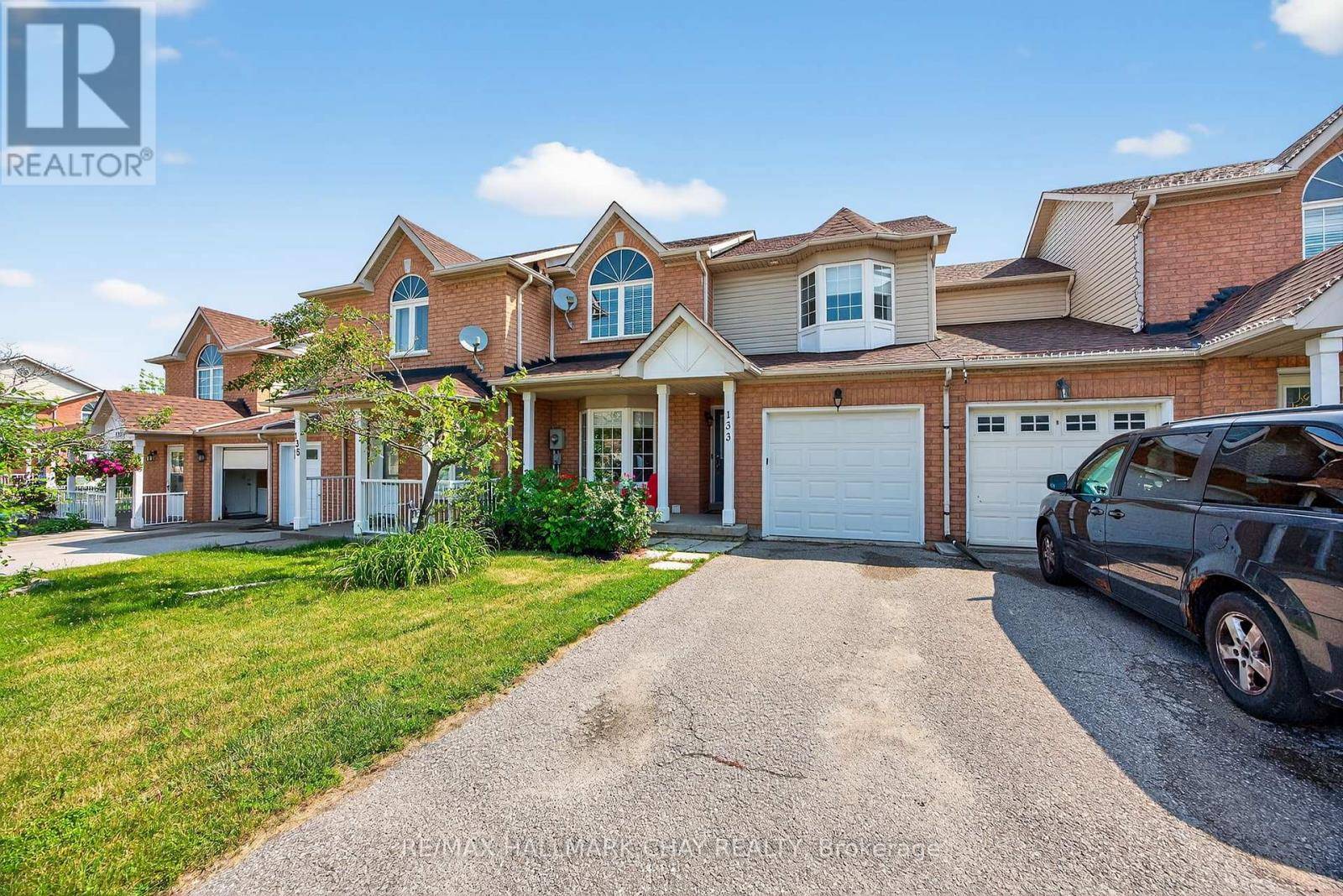 Barrie (east Bayfield), ON L4M6T8,133 TREVINO CIRCLE