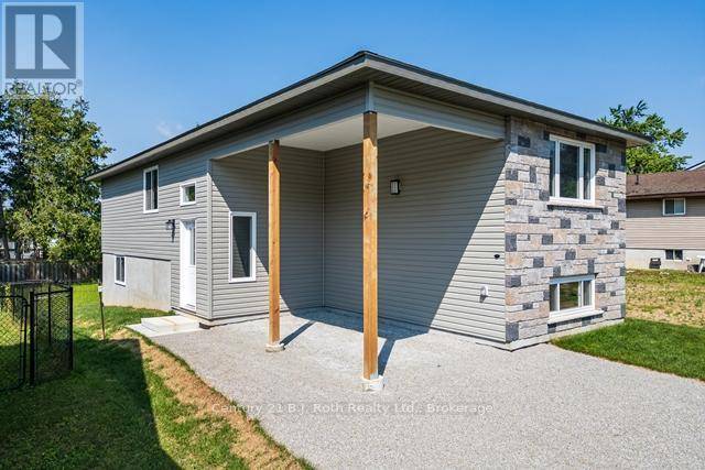 Severn, ON L0K1G0,3382 AZCONA AVENUE