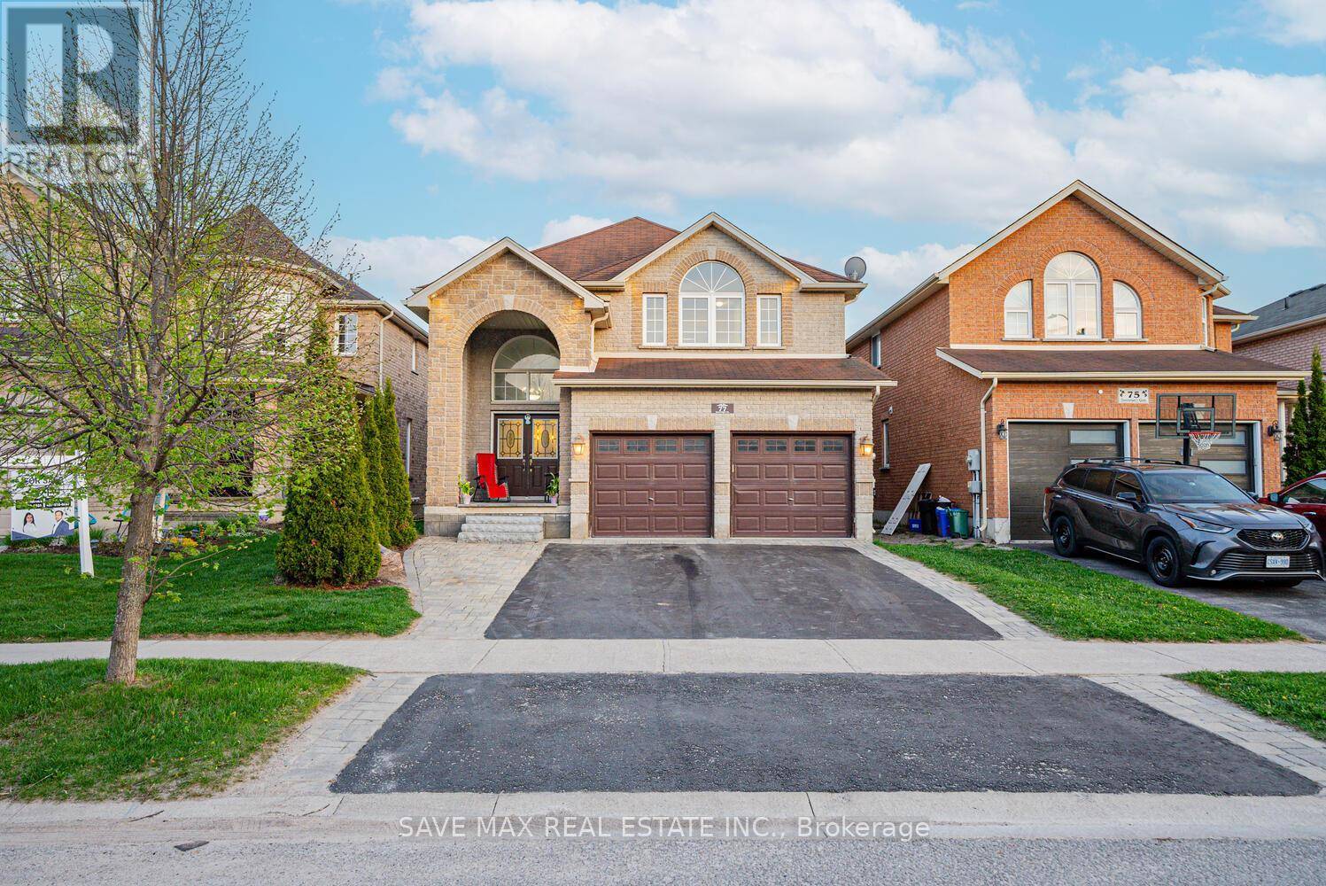 Barrie (innis-shore), ON L4N0Y9,77 SOVEREIGN'S GATE