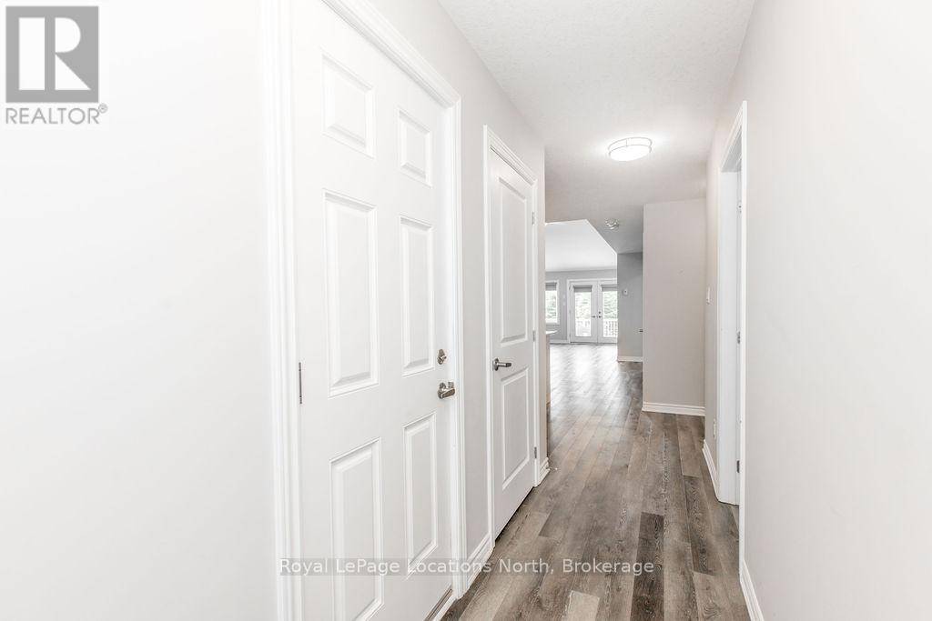 Wasaga Beach, ON L9Z0H8,26 IVY CRESCENT
