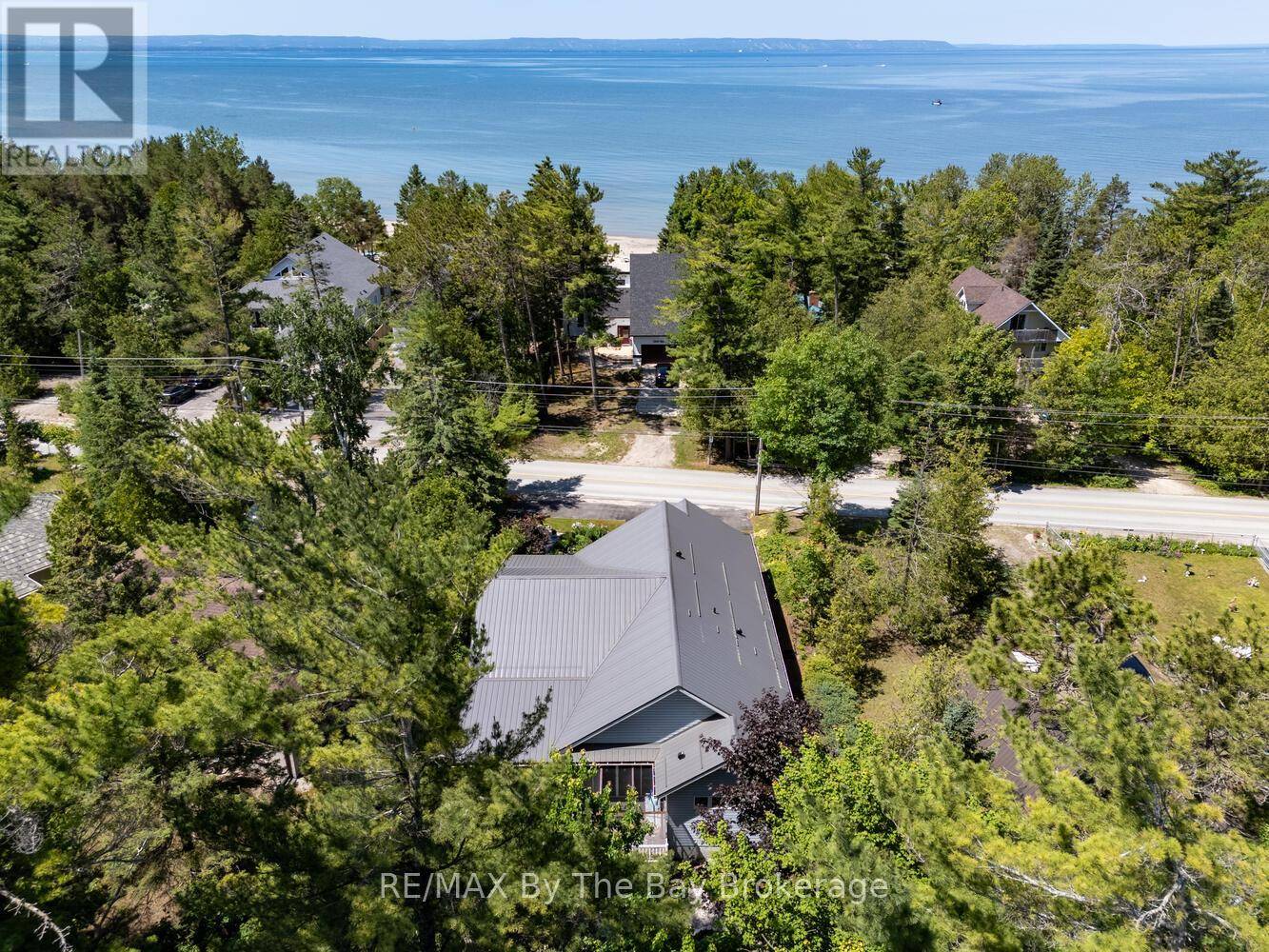 Wasaga Beach, ON L9Z2R7,1327 RIVER ROAD E