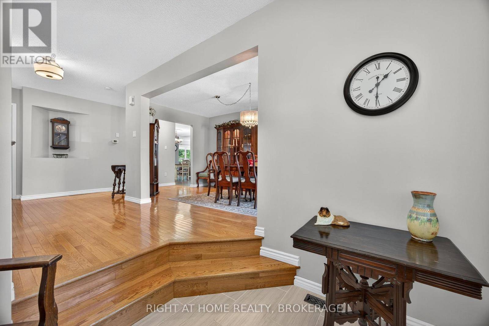 Wasaga Beach, ON L9Z1N2,113 SILVER BIRCH AVENUE
