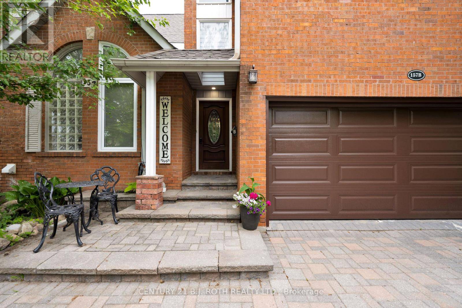 Barrie (allandale), ON L4N2P9,157B CUMBERLAND STREET