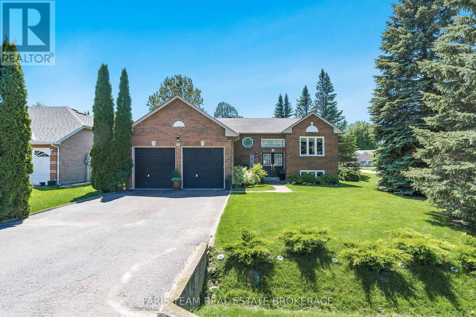 Wasaga Beach, ON L9Z1H3,64 ROYAL BEECH DRIVE