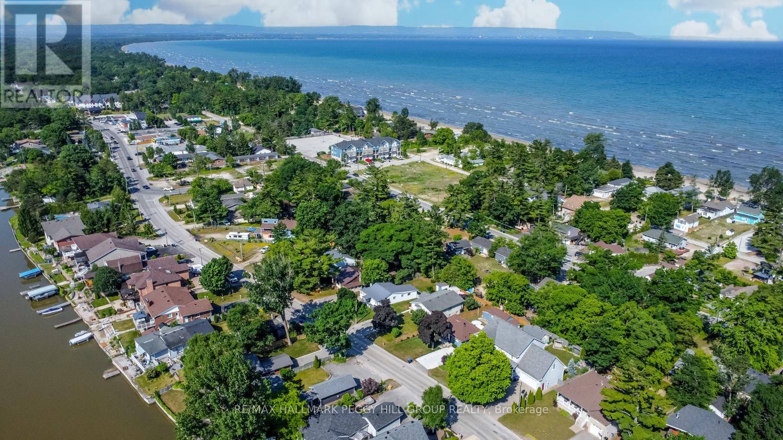 Wasaga Beach, ON L9Z2J8,304 OLD MOSLEY STREET