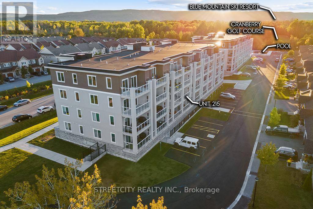 Collingwood, ON L9Y1T3,5 Spooner CRES #215
