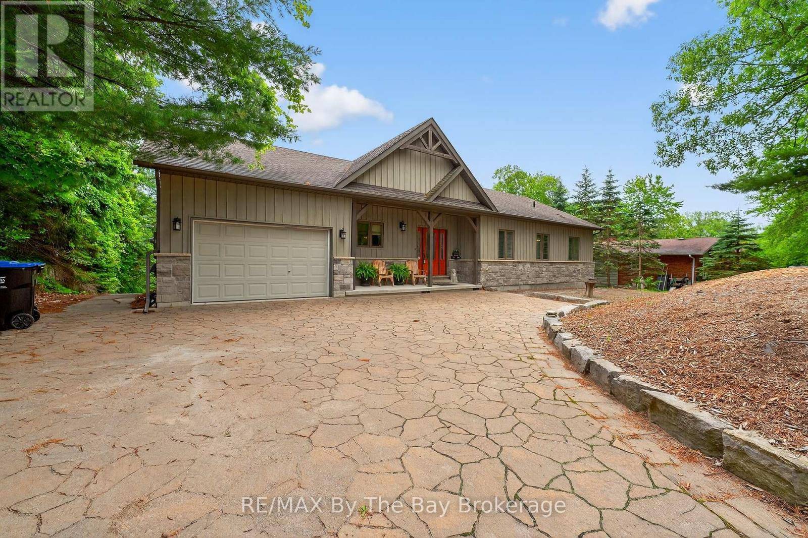 Wasaga Beach, ON L9Z2V1,19 OAK LEA BOULEVARD