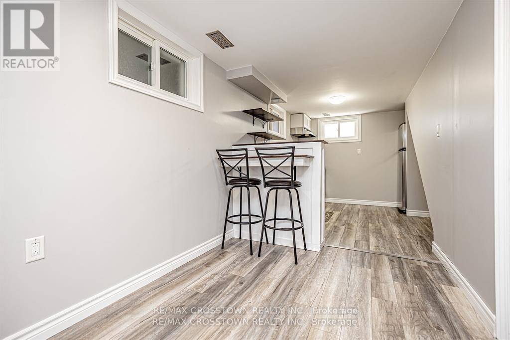 Orillia, ON L3V2S7,56 Elmer AVE #Lower