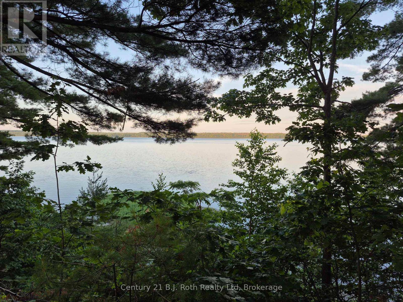 Tiny, ON L9M0C1,1379 CHAMPLAIN ROAD
