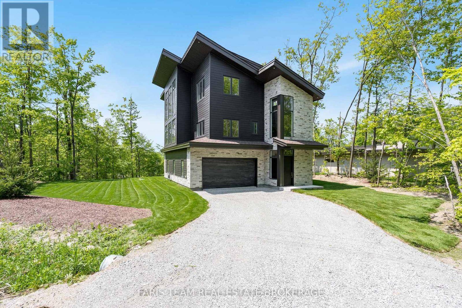 Oro-medonte (horseshoe Valley), ON L0L2L0,3316 LINE 4 N