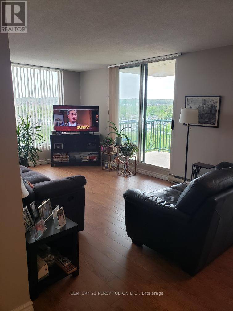 Barrie (lakeshore), ON L4N7R6,75 Ellen ST #1004
