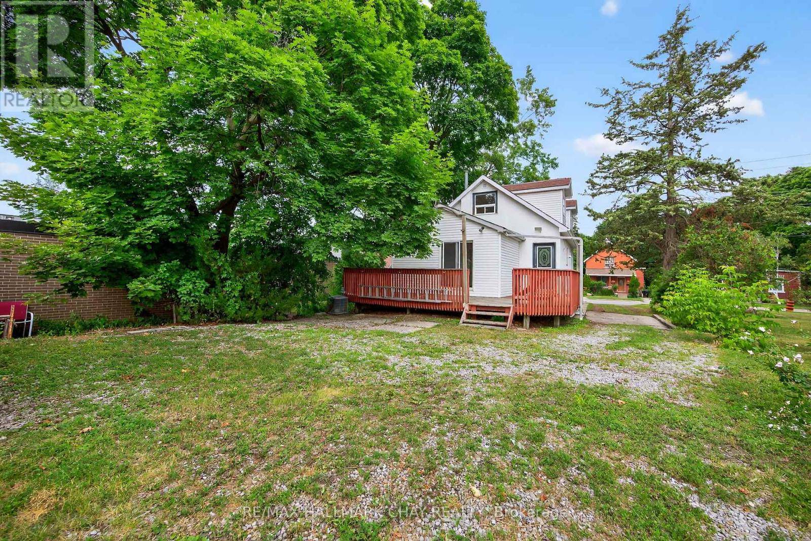 Barrie (allandale), ON L4N2R8,114 BURTON AVENUE