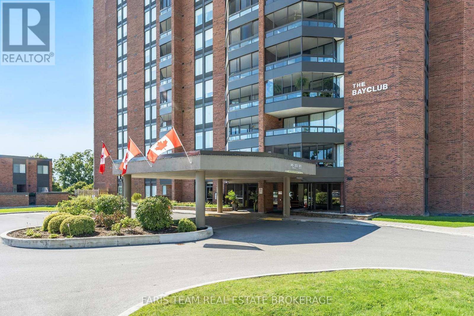 Barrie (north Shore), ON L4M1H7,181 Collier ST #703