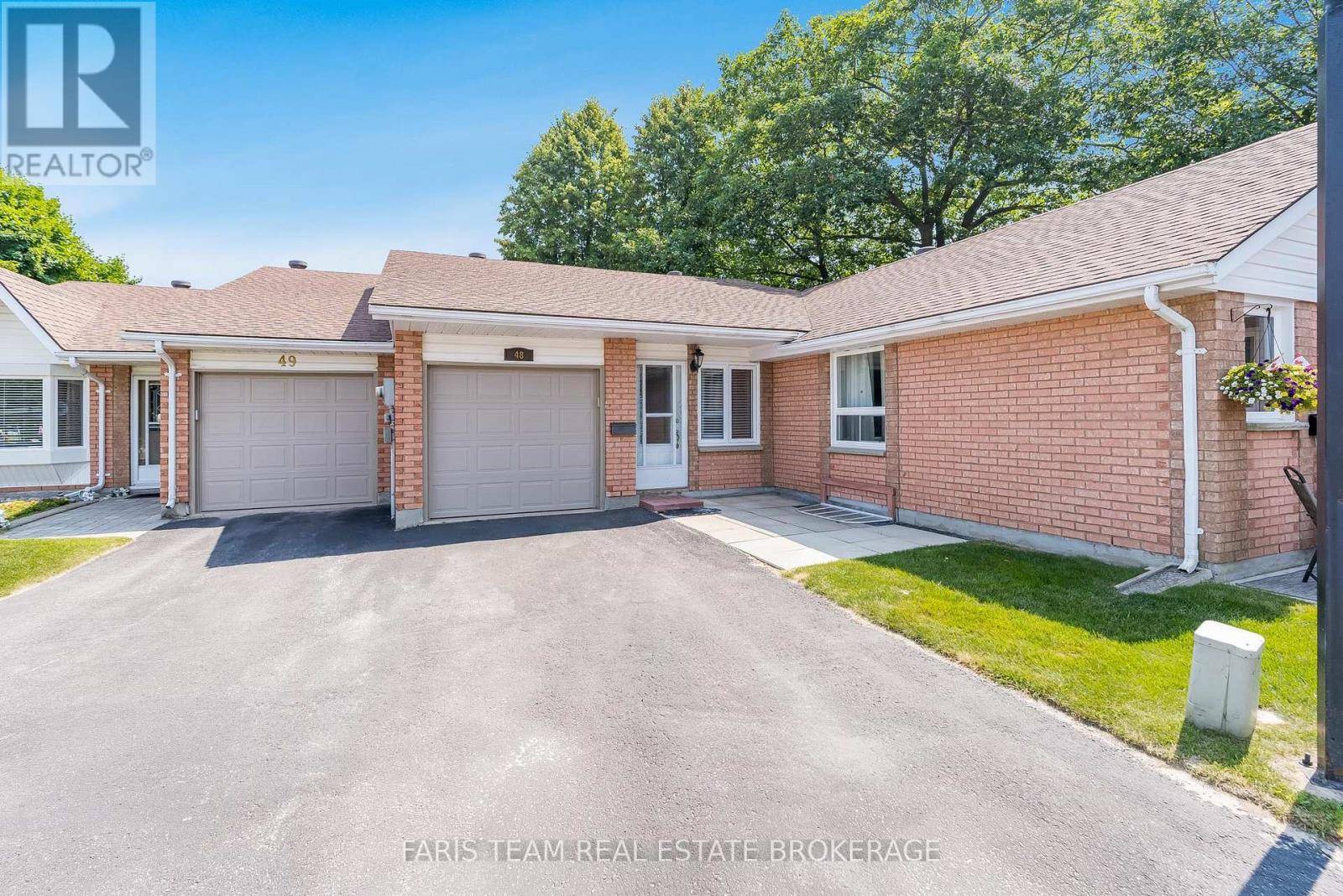 Midland, ON L4R5B7,696 King ST #48