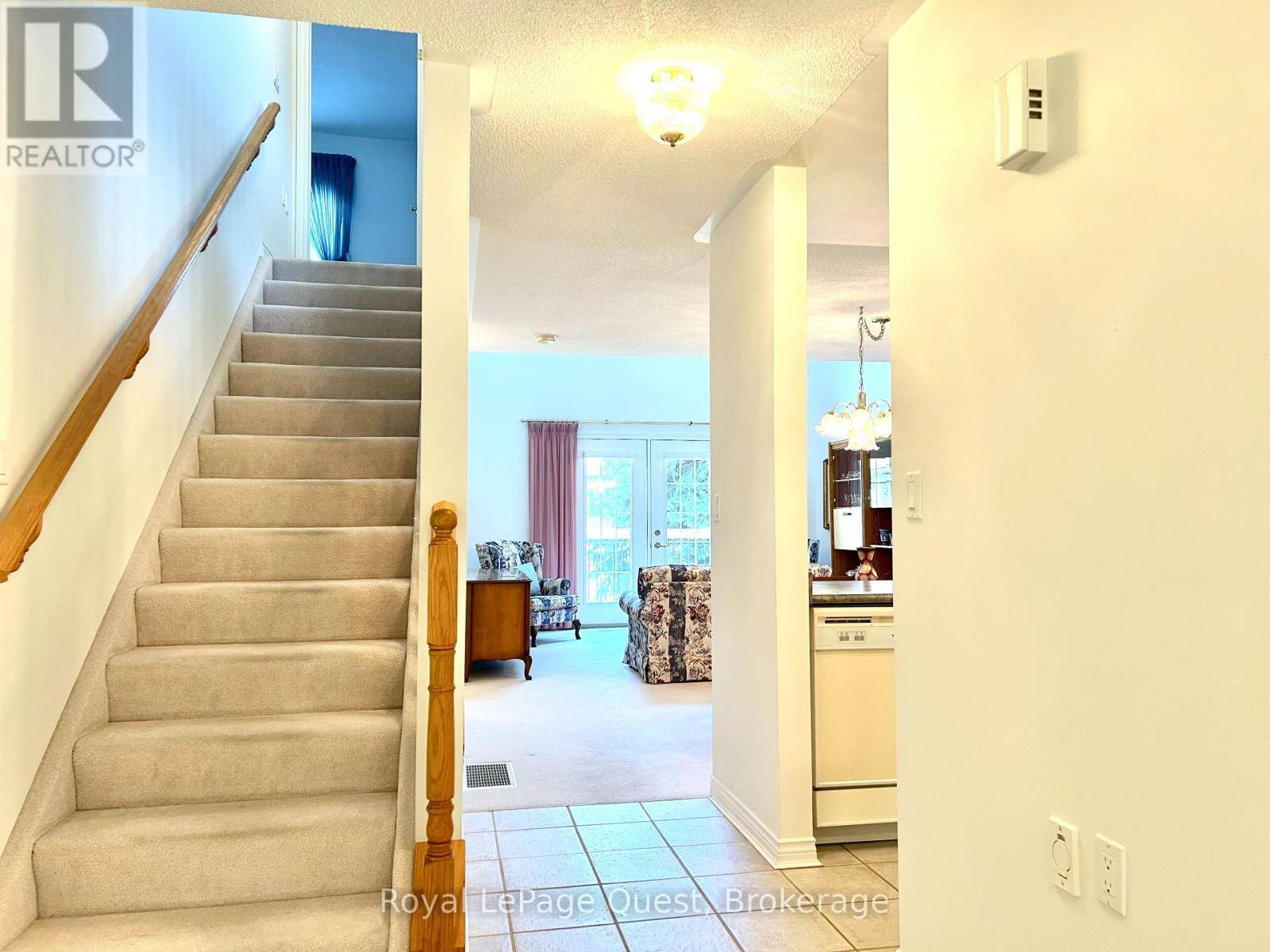 Orillia, ON L3V7T9,55 Museum DR #602