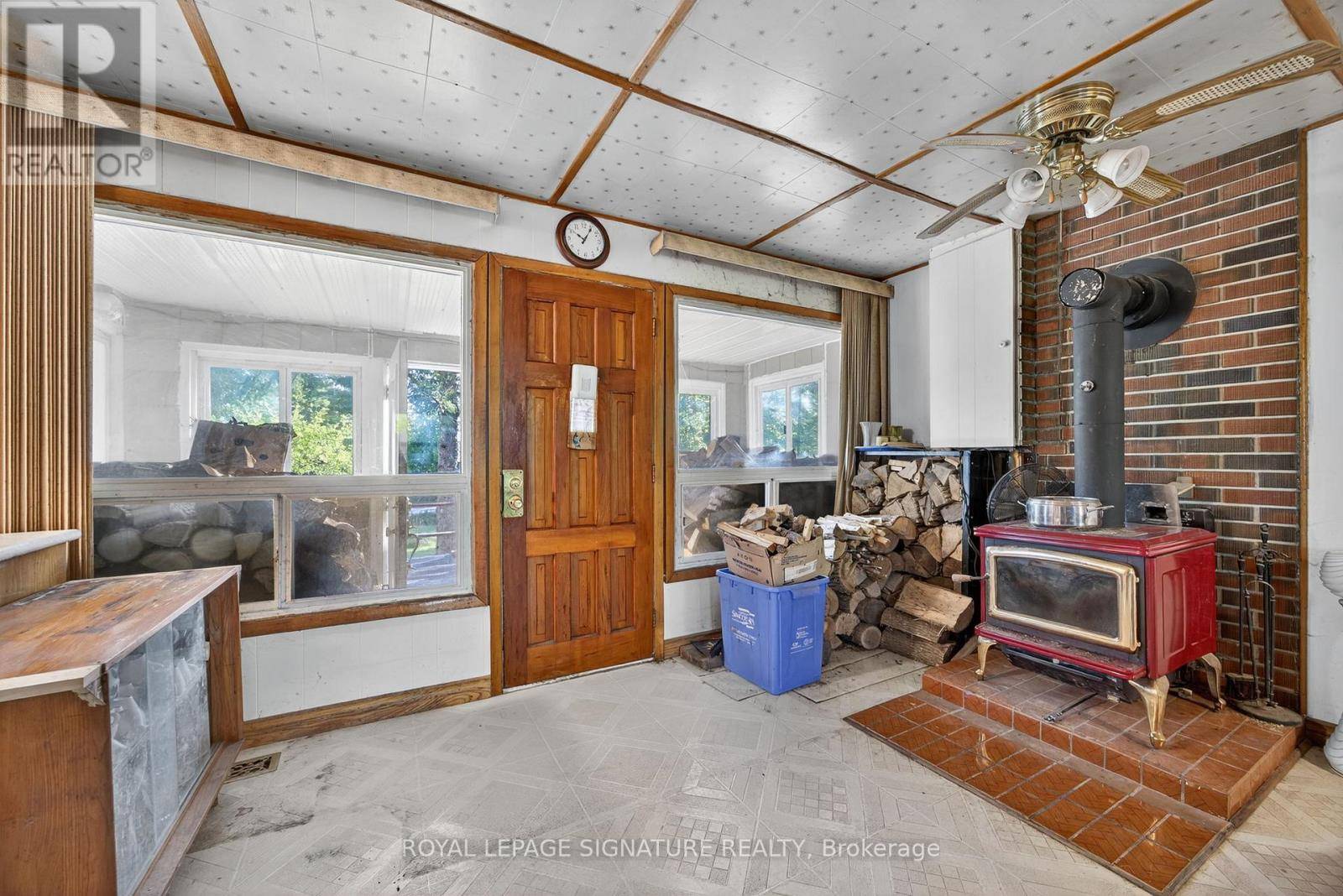 Tay (victoria Harbour), ON L0K2A0,81-77 BASS BAY DRIVE