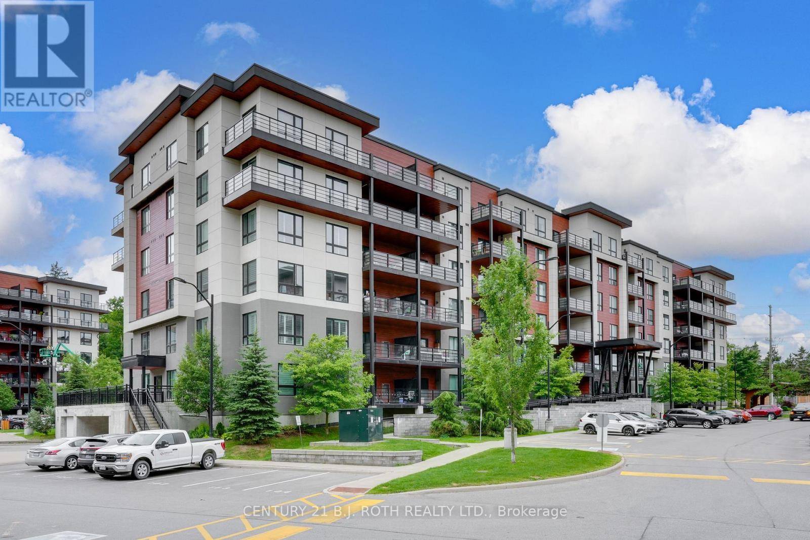 Barrie (0 West), ON L9J0H5,306 ESSA RD #112