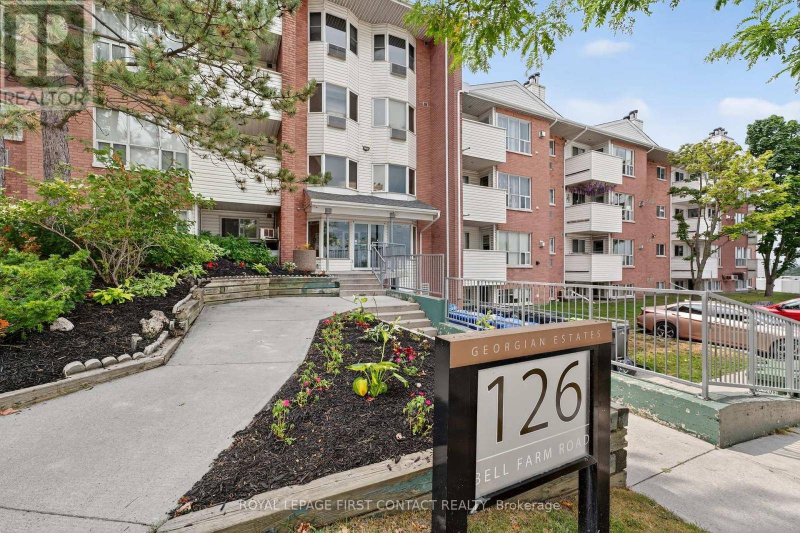 Barrie (alliance), ON L4M6J3,126 Bell Farm RD East #B08