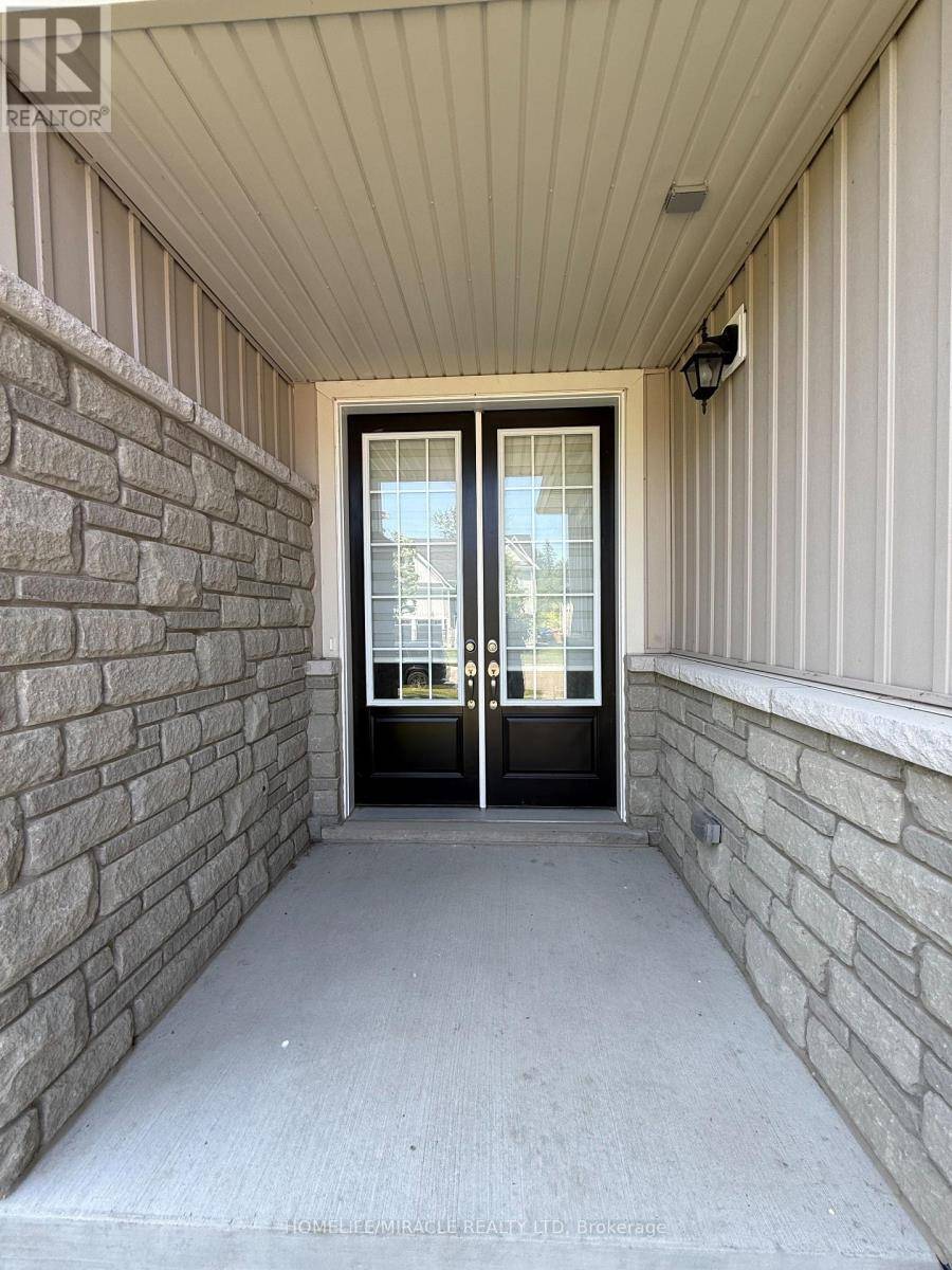 Wasaga Beach, ON L9Z0H2,110 ALLEGRA DRIVE