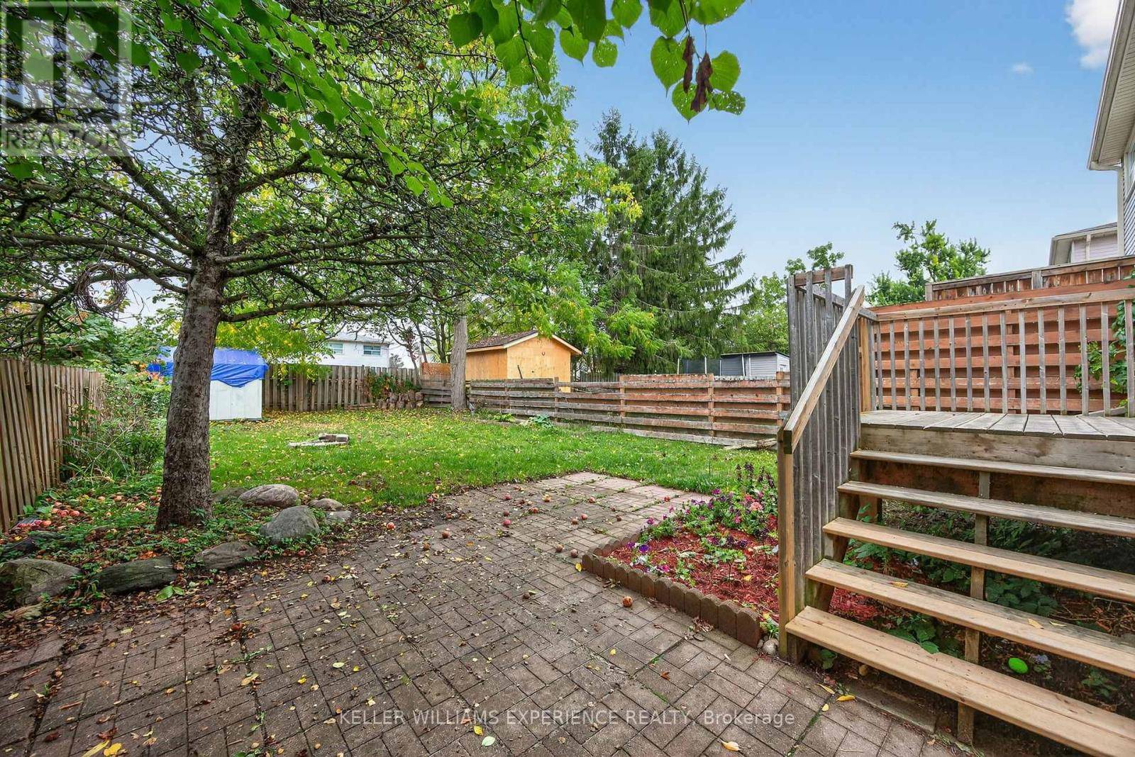 Barrie (cundles East), ON L4M5K8,79 CARLTON ROAD