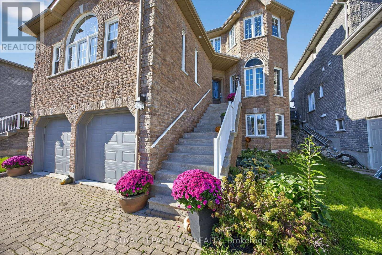 Barrie (little Lake), ON L4M0C5,24 TASCONA COURT