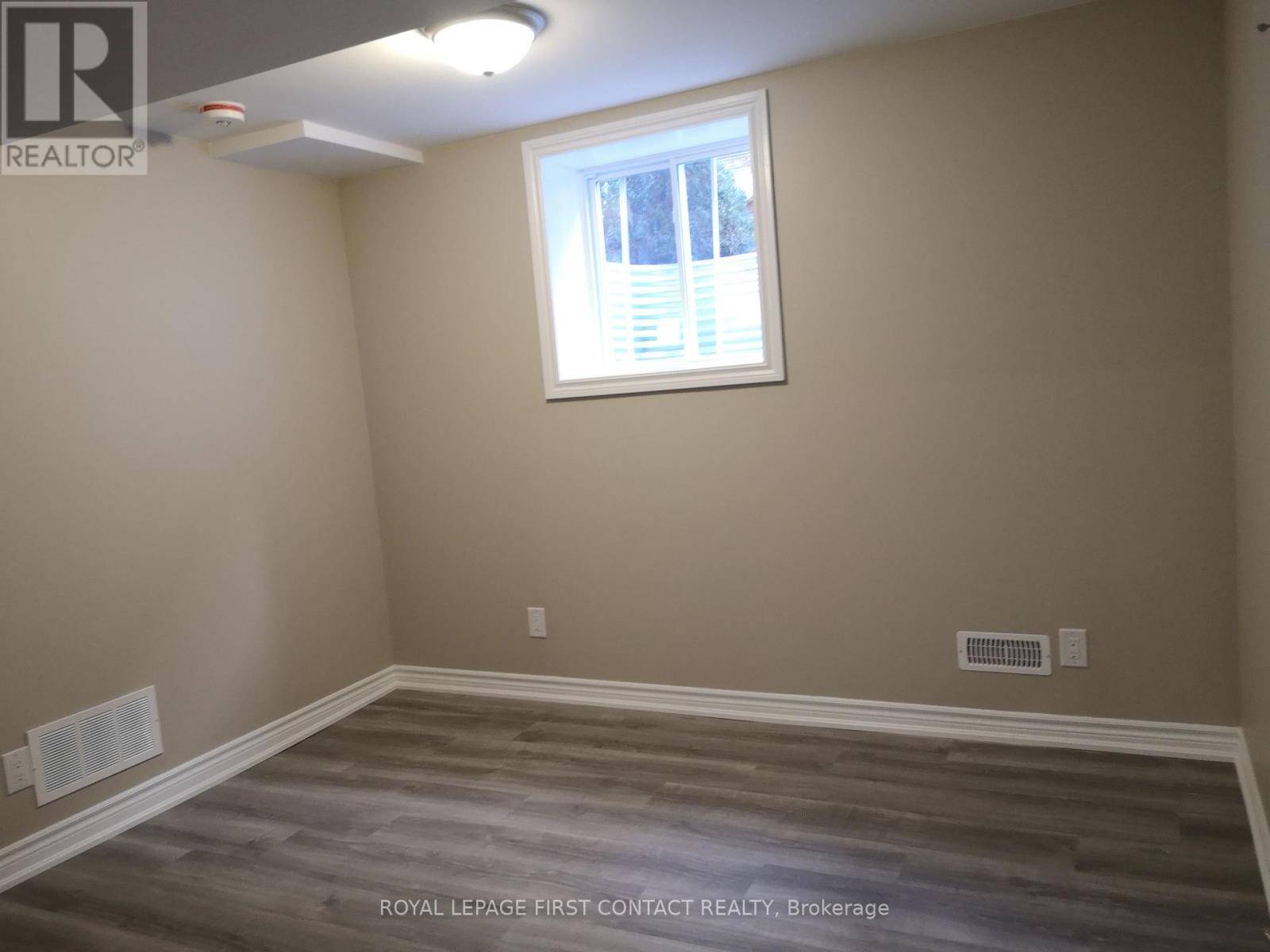 Barrie (west Bayfield), ON L4N7J3,30 Burke DR #BASEMENT