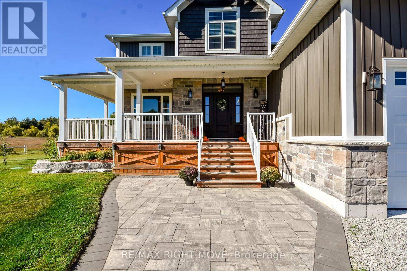 Severn (west Shore), ON L3V6P9,2448 STOCKDALE ROAD