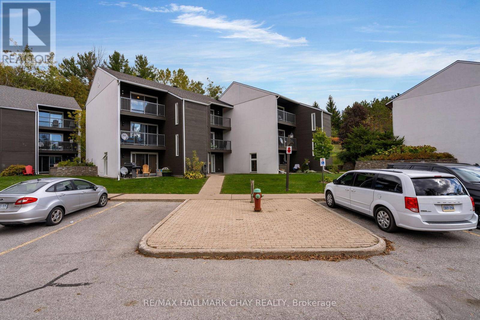 Oro-medonte (horseshoe Valley), ON L4M4Y8,1102 Horseshoe Valley RD West #308