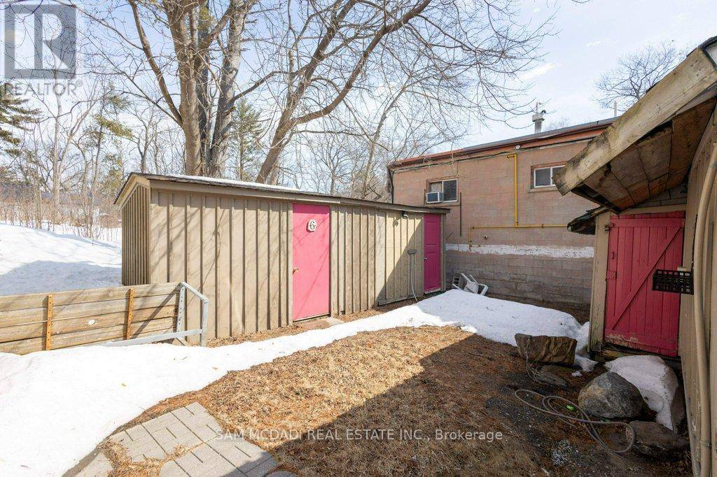 Wasaga Beach, ON L9Z2L1,5 RIVER ROAD E