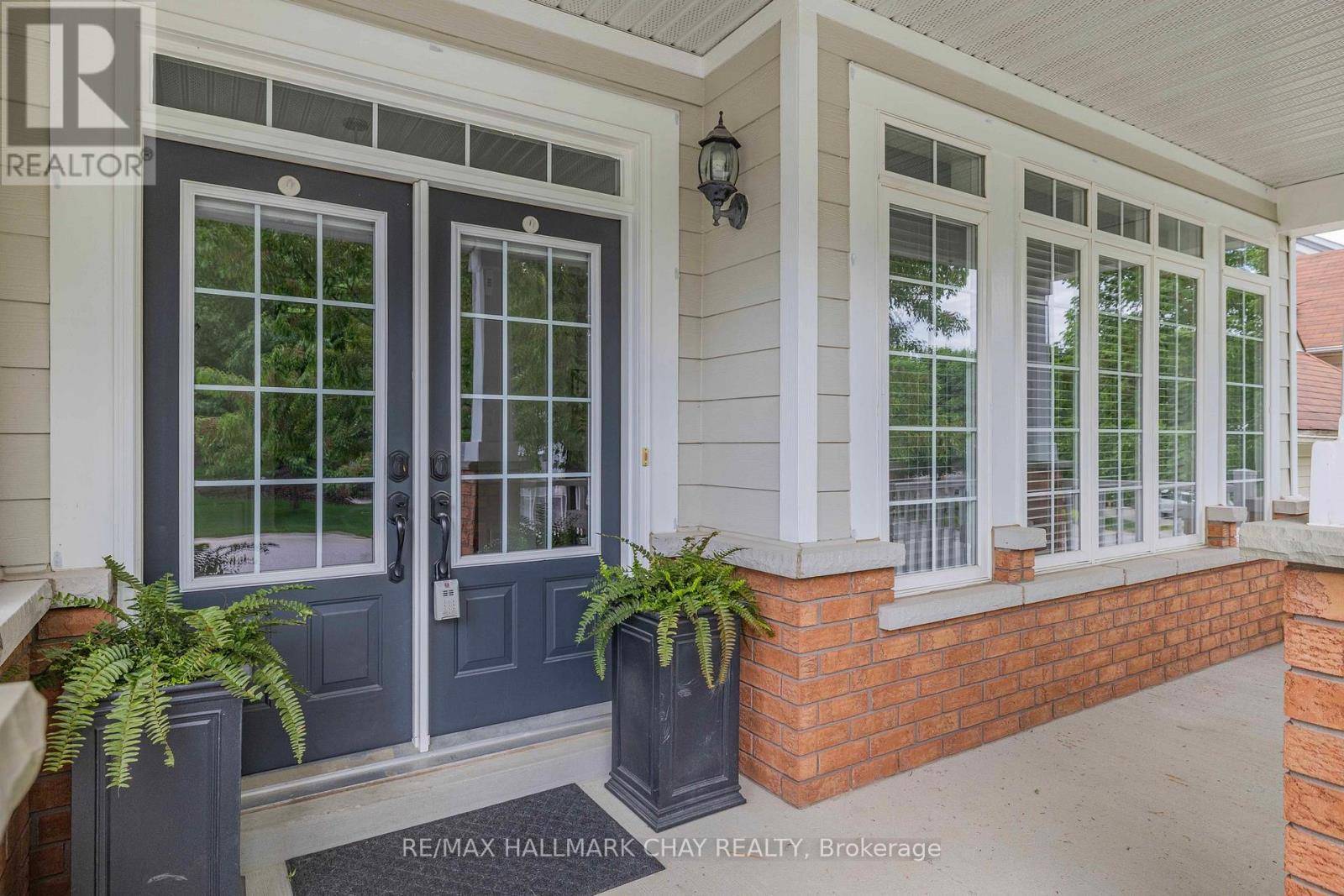 Oro-medonte (horseshoe Valley), ON L0L2L0,14 OAKMONT AVENUE