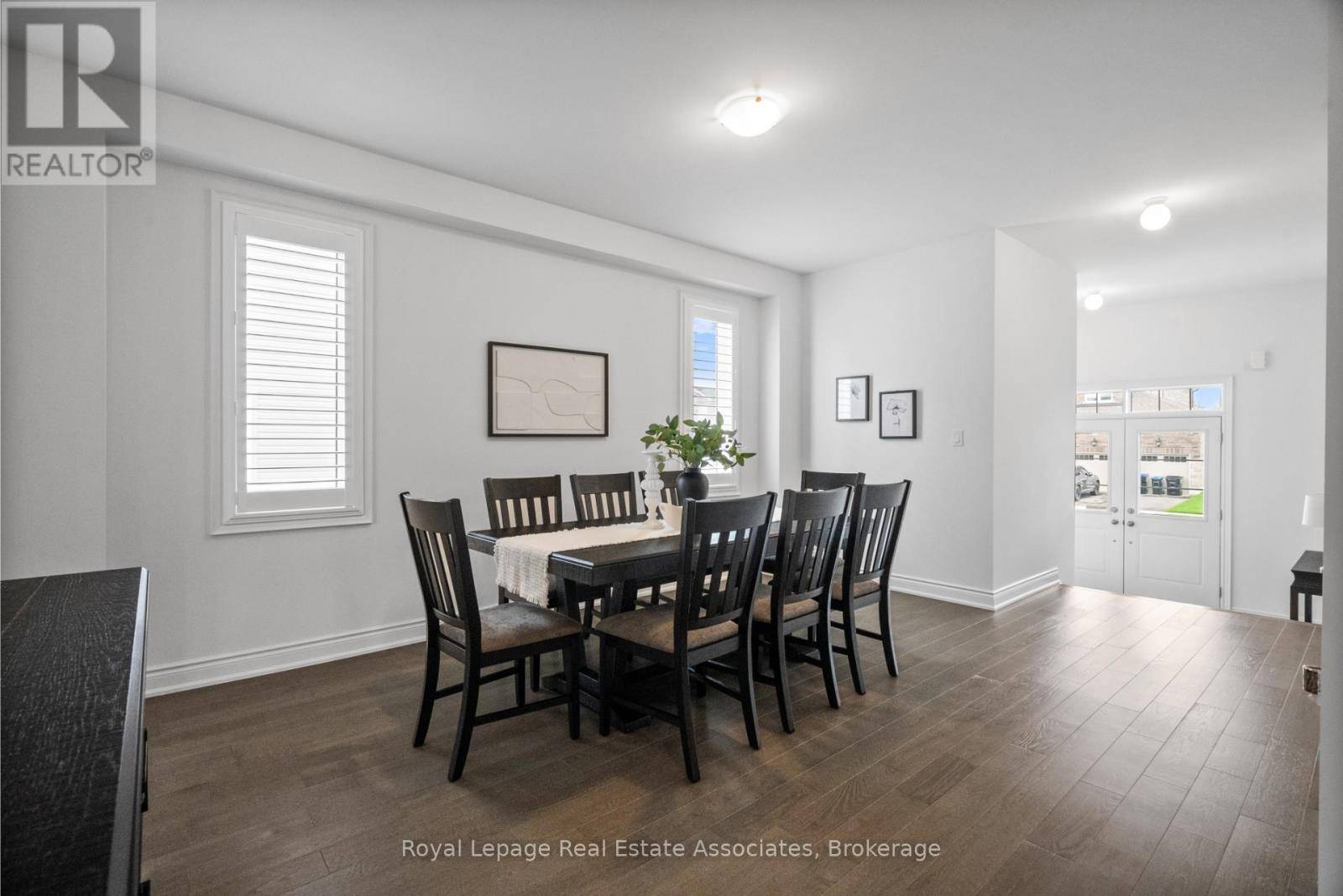 Wasaga Beach, ON L9Z0K8,12 EMERALD STREET