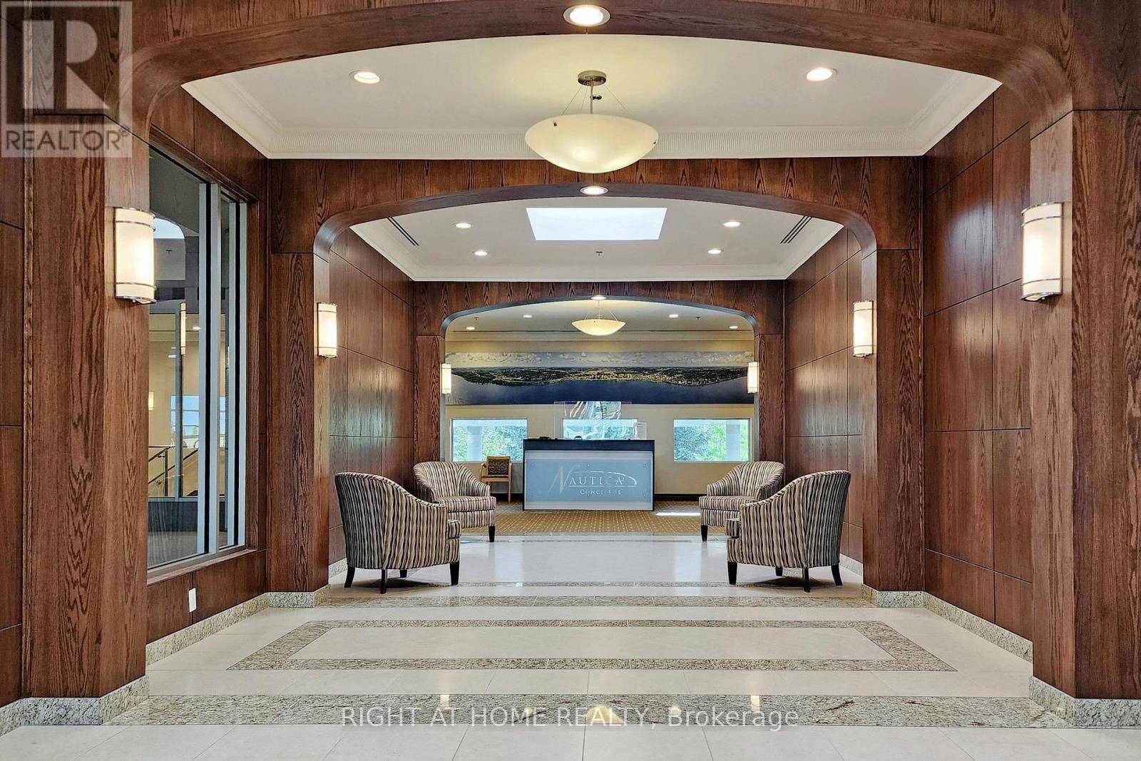 Barrie (lakeshore), ON L0K1S0,37 Ellen ST #Ph06