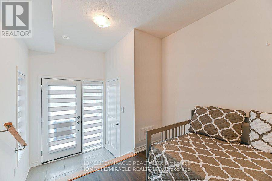 Orillia, ON L3V8P7,138 ELGIN STREET