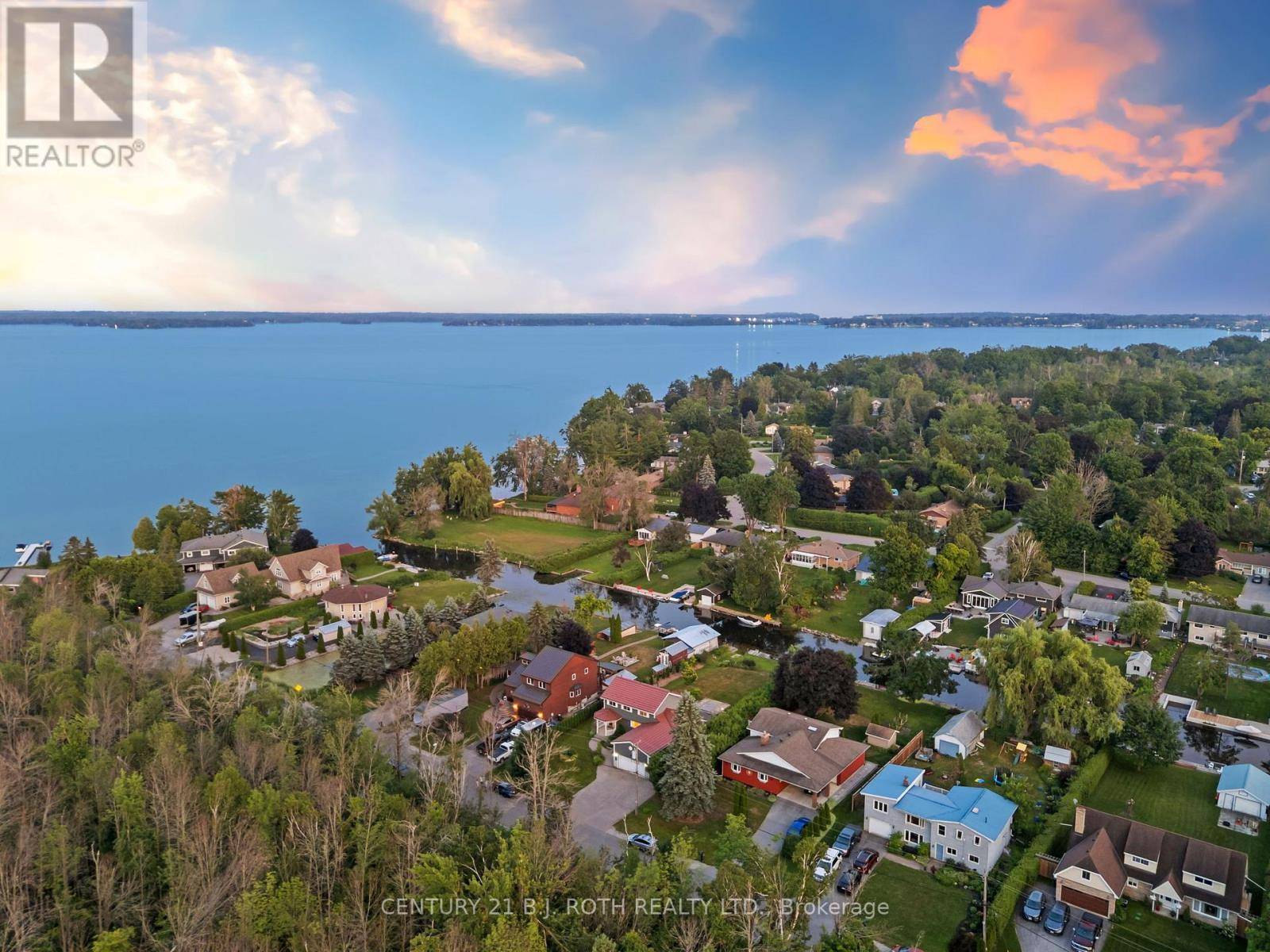 Severn, ON L3V7E1,1415 CUNNINGHAM CRESCENT