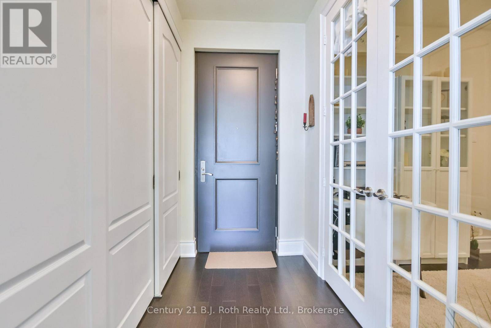 Orillia, ON L3V8K4,90 Orchard Point RD #LS04