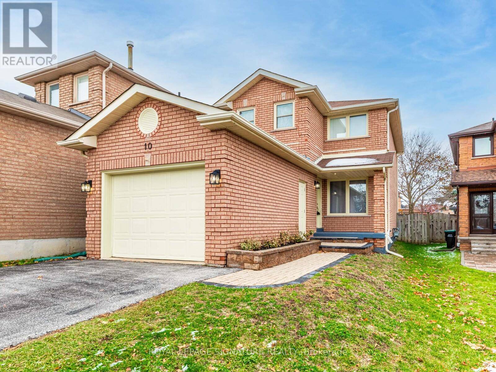 Barrie (west Bayfield), ON L4N7S1,10 LAIDLAW DRIVE
