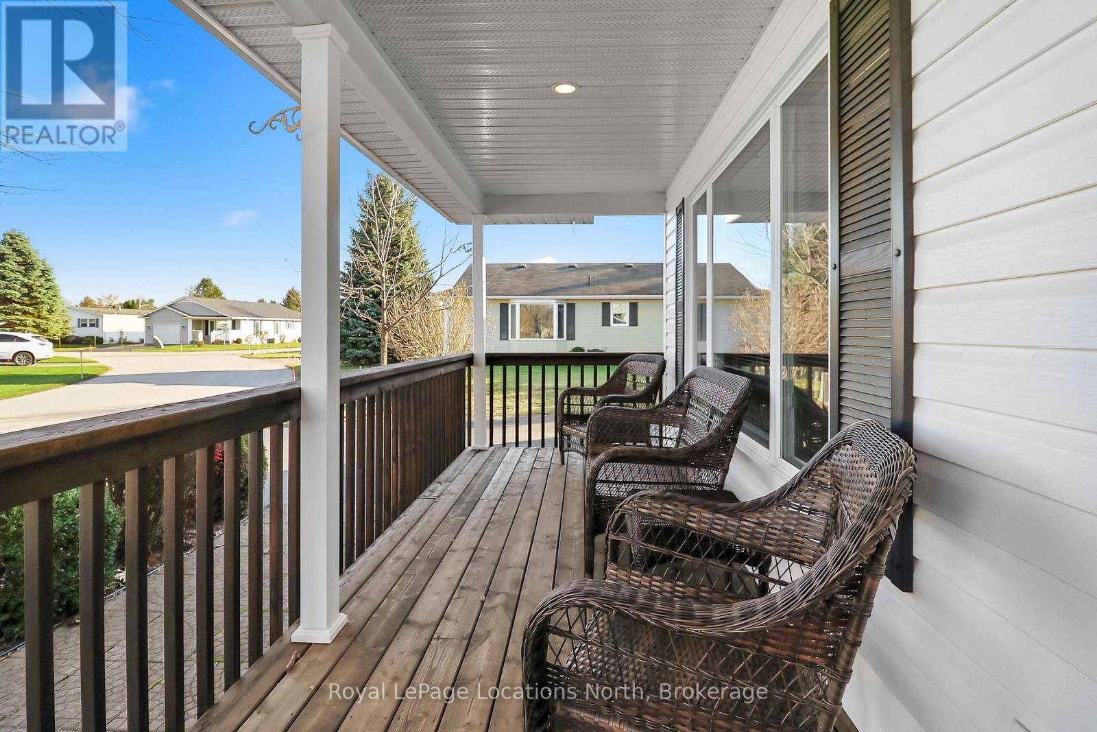 Wasaga Beach, ON L9Z3A8,24 KENTUCKY AVENUE