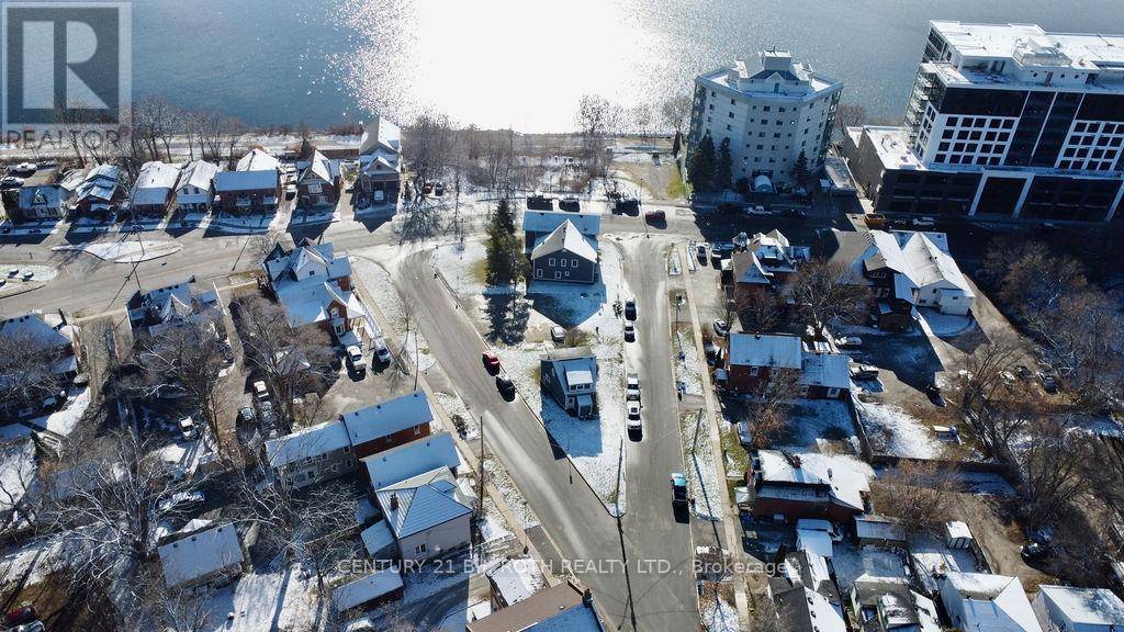 Barrie (lakeshore), ON L4M1B4,194 DUNLOP STREET E