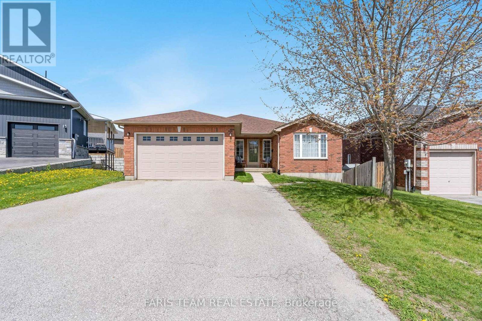 Barrie (400 North), ON L4M6N6,4 MARJOY AVENUE