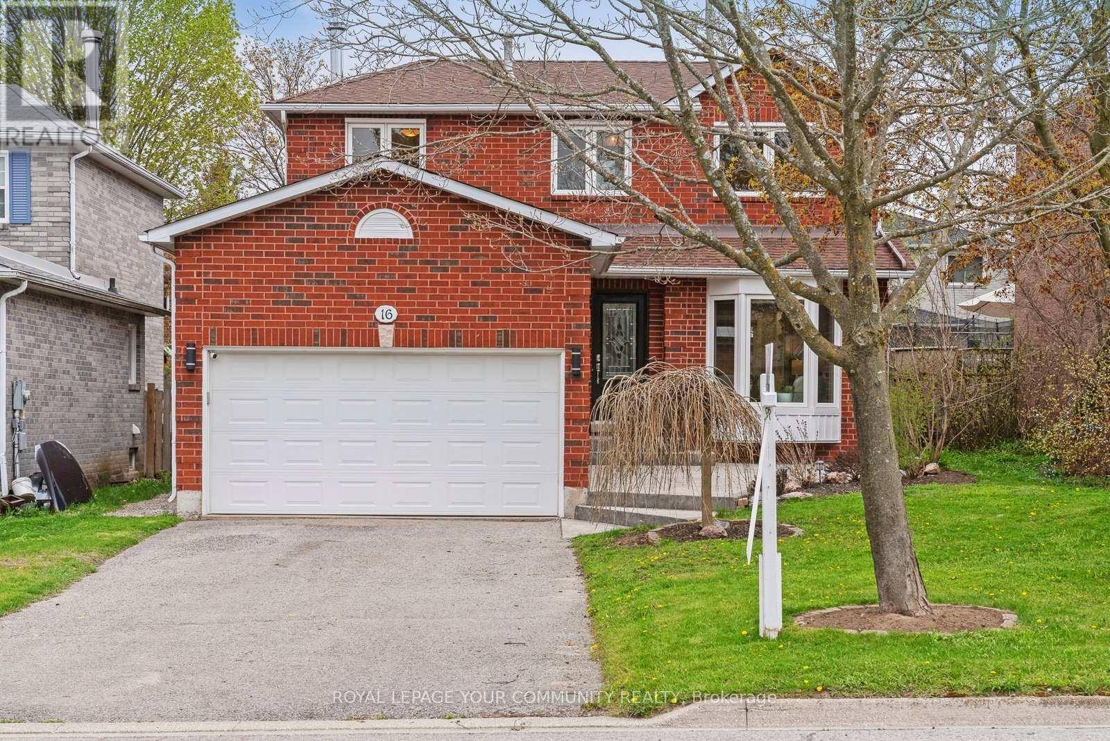 Barrie (west Bayfield), ON L4N6Z8,16 GRASETT CRESCENT