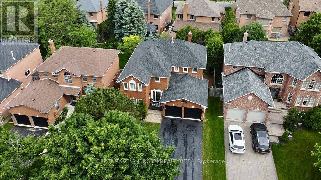 Barrie (bayshore), ON L4N7G6,58 BRUSHWOOD CRESCENT