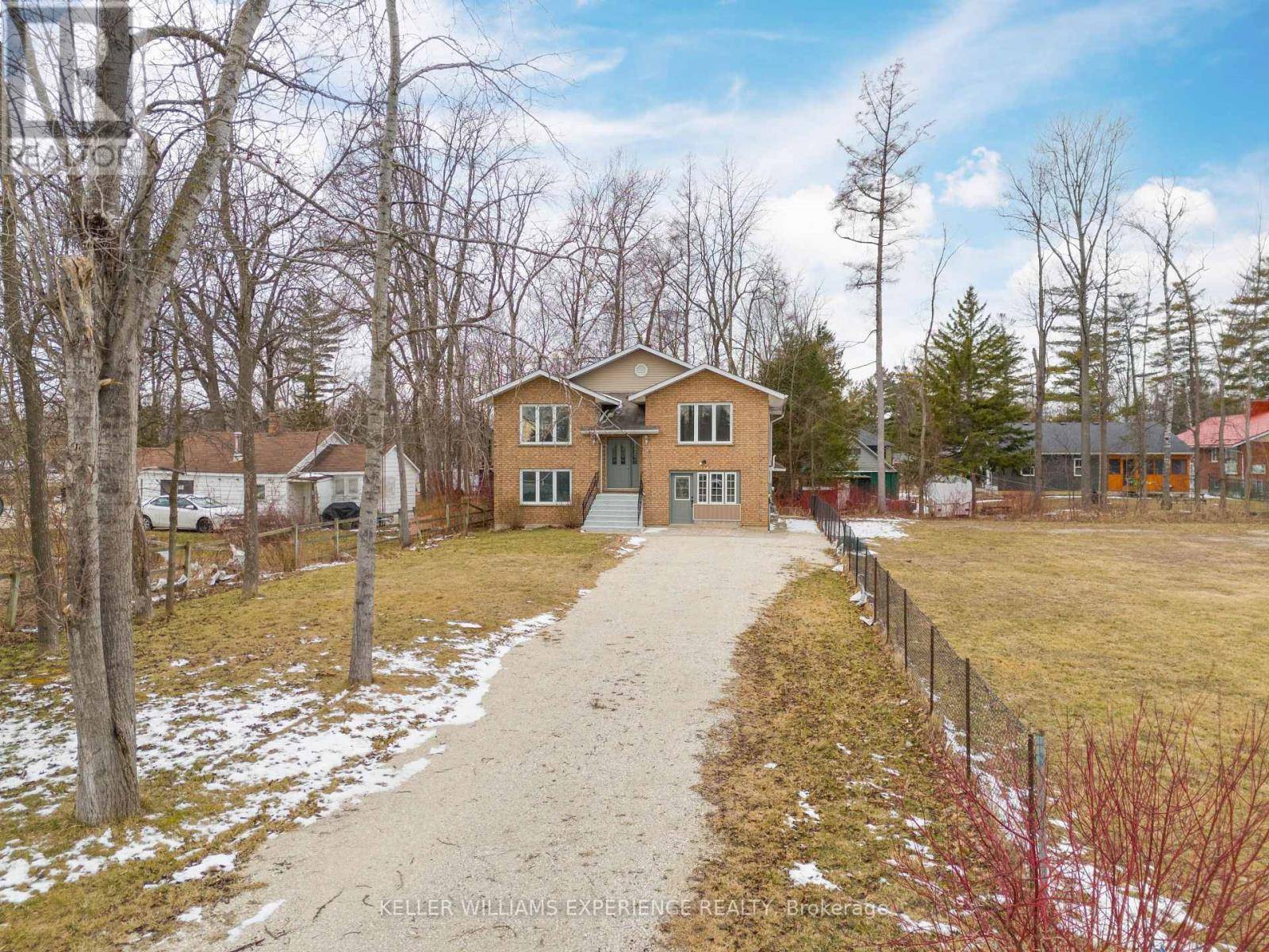 Wasaga Beach, ON L9Z1Z2,138 45TH STREET N