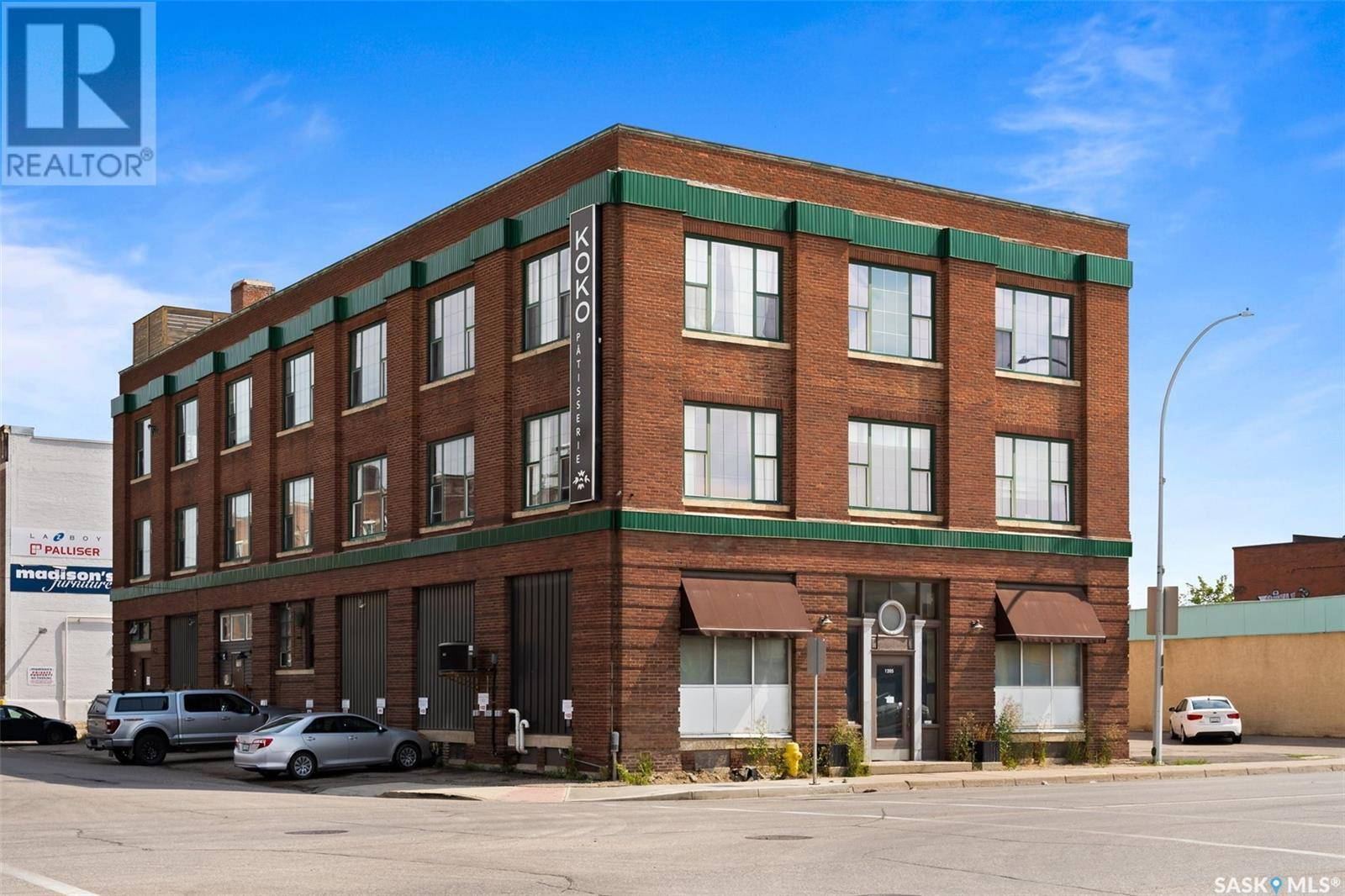 Regina, SK S4R1Y2,202 1205 Broad STREET