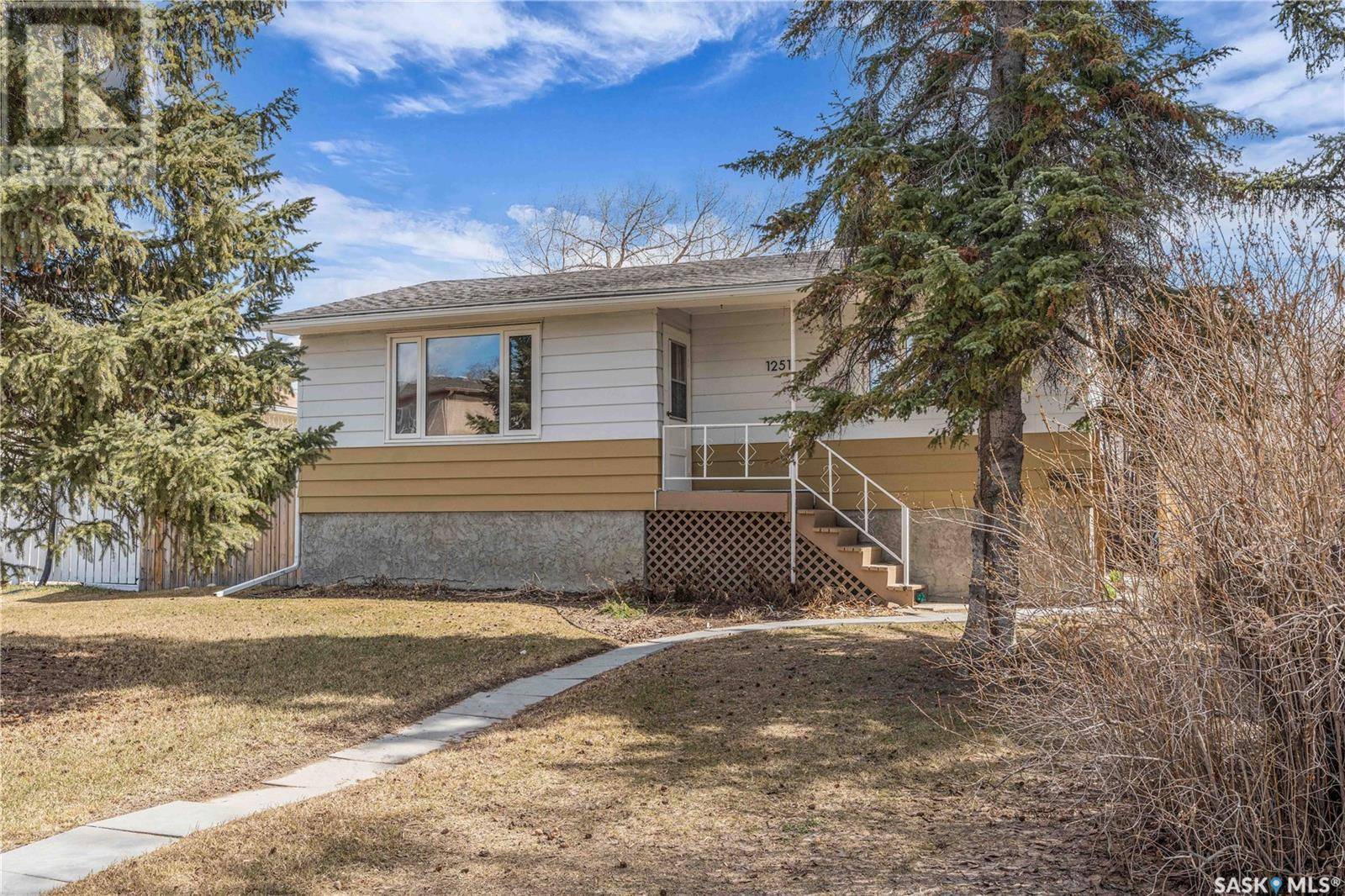 Regina, SK S4N3G2,1251 ELLIOTT STREET