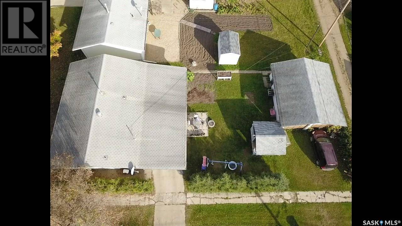 Porcupine Plain, SK S0E1H0,205 Oak STREET