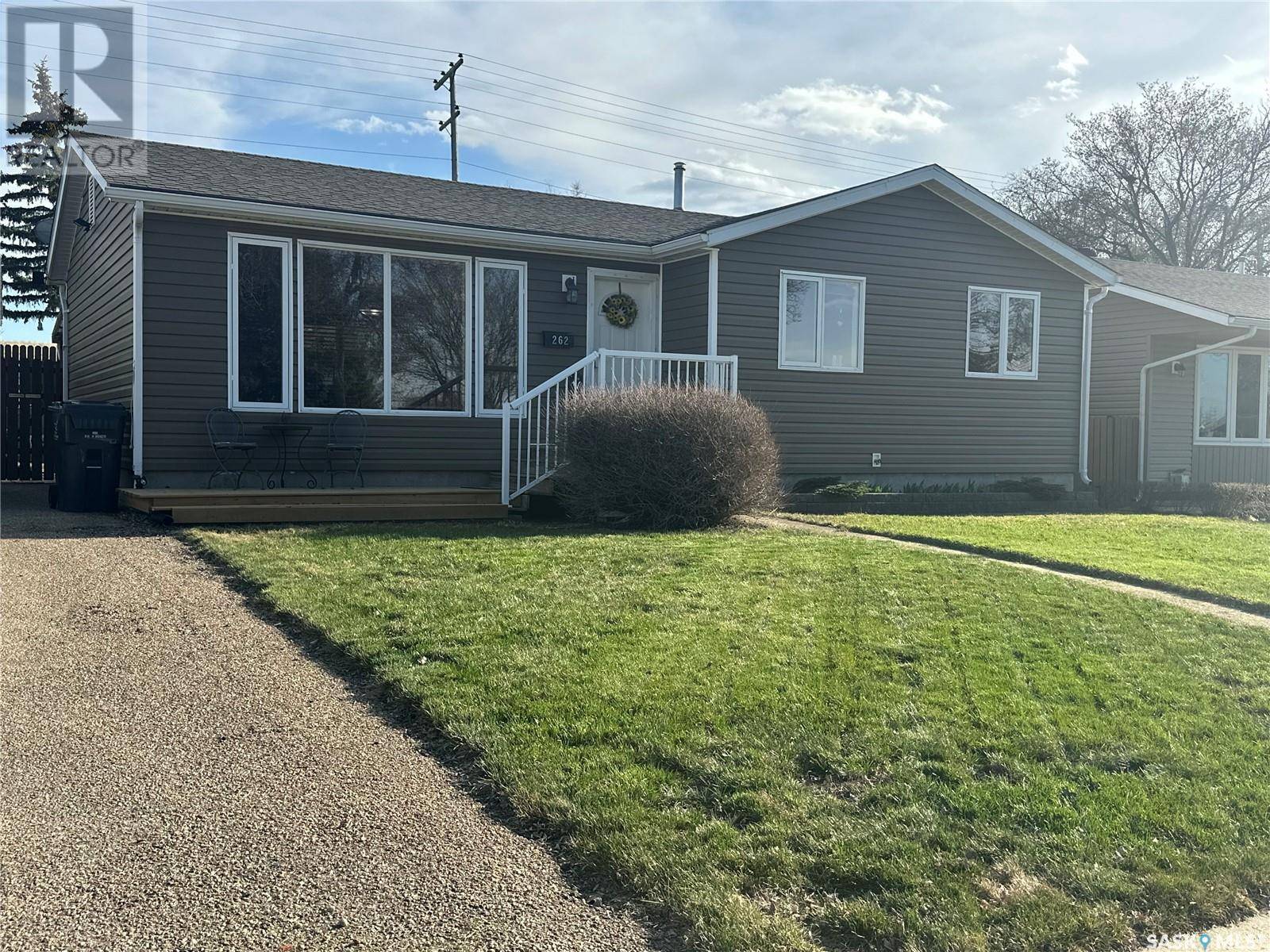 Swift Current, SK S9H4H6,262 Burke CRESCENT