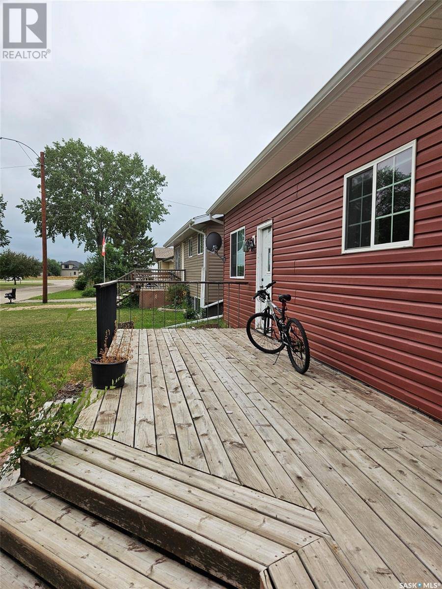 Carlyle, SK S0C0R0,308 4th STREET