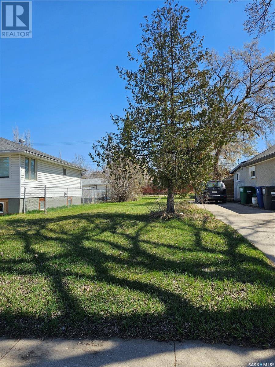 Saskatoon, SK S7L2J3,1336 I AVENUE N